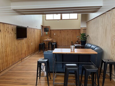 Old Country Pub