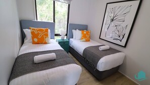 3 bedrooms, iron/ironing board, WiFi