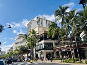 Exterior - Royal Kuhio 1709 - Studio w/ Ocean City Views in the Heart of Waikiki (Waikiki)