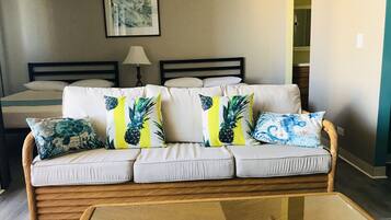 Télévision, table de tennis de table