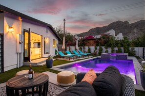 Outdoor pool, a heated pool - Paradise Cove with Mountain-Views Pool & Spa  (La Quinta)