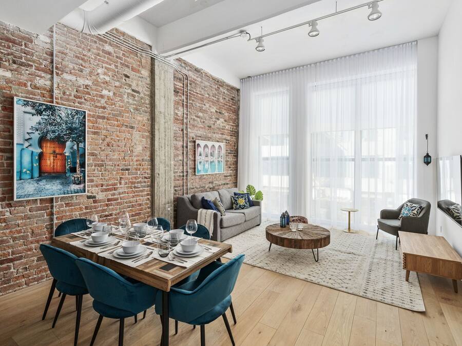 Luxury Apartment, 2 Bedrooms (100) | Living area | 65-inch Smart TV with cable channels, TV, Netflix