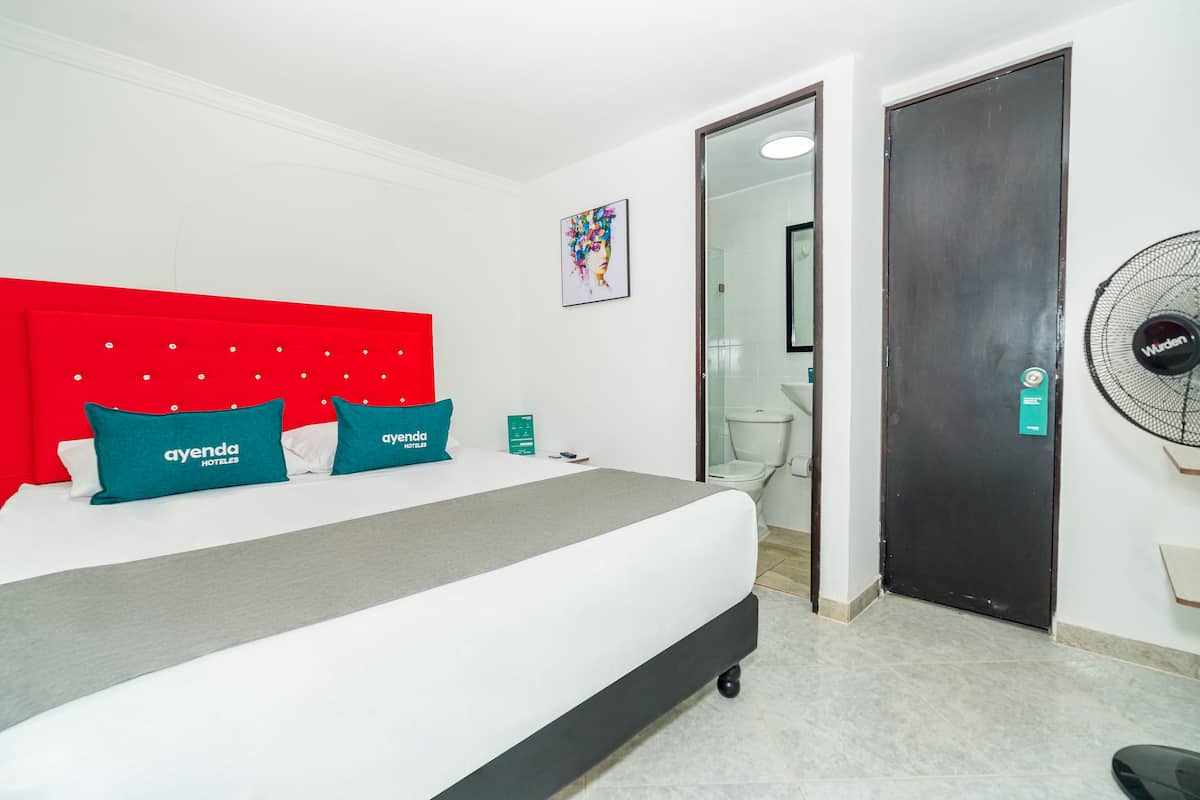 Double Room | Hypo-allergenic bedding, free WiFi, bed sheets