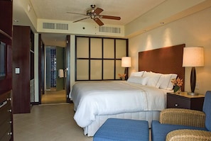 1 bedroom, in-room safe, iron/ironing board, free WiFi