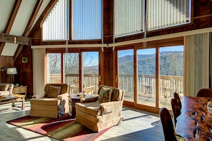 TV, fireplace - Devils Gem Views, Firepit, Wi-Fi, Close to Hiking! (Seven Devils)