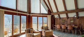 Devils Gem Views, Firepit, Wi-Fi, Close to Hiking!