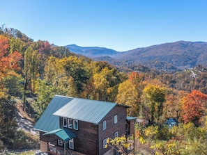 Studio (3 Bedrooms) | Front of property - Overlooking Adventure by Jackson Mountain Rentals (Gatlinburg)