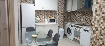 Piso nuevo reformado con todas las comodidades.