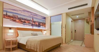 Hexi Hotel (Tongliang Wanda Plaza Branch)