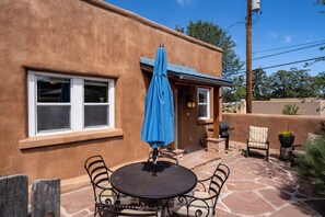 House (1 Bedroom) | Property amenity - Casita Zorrillo by Kokopelli Property Management (Santa Fe)