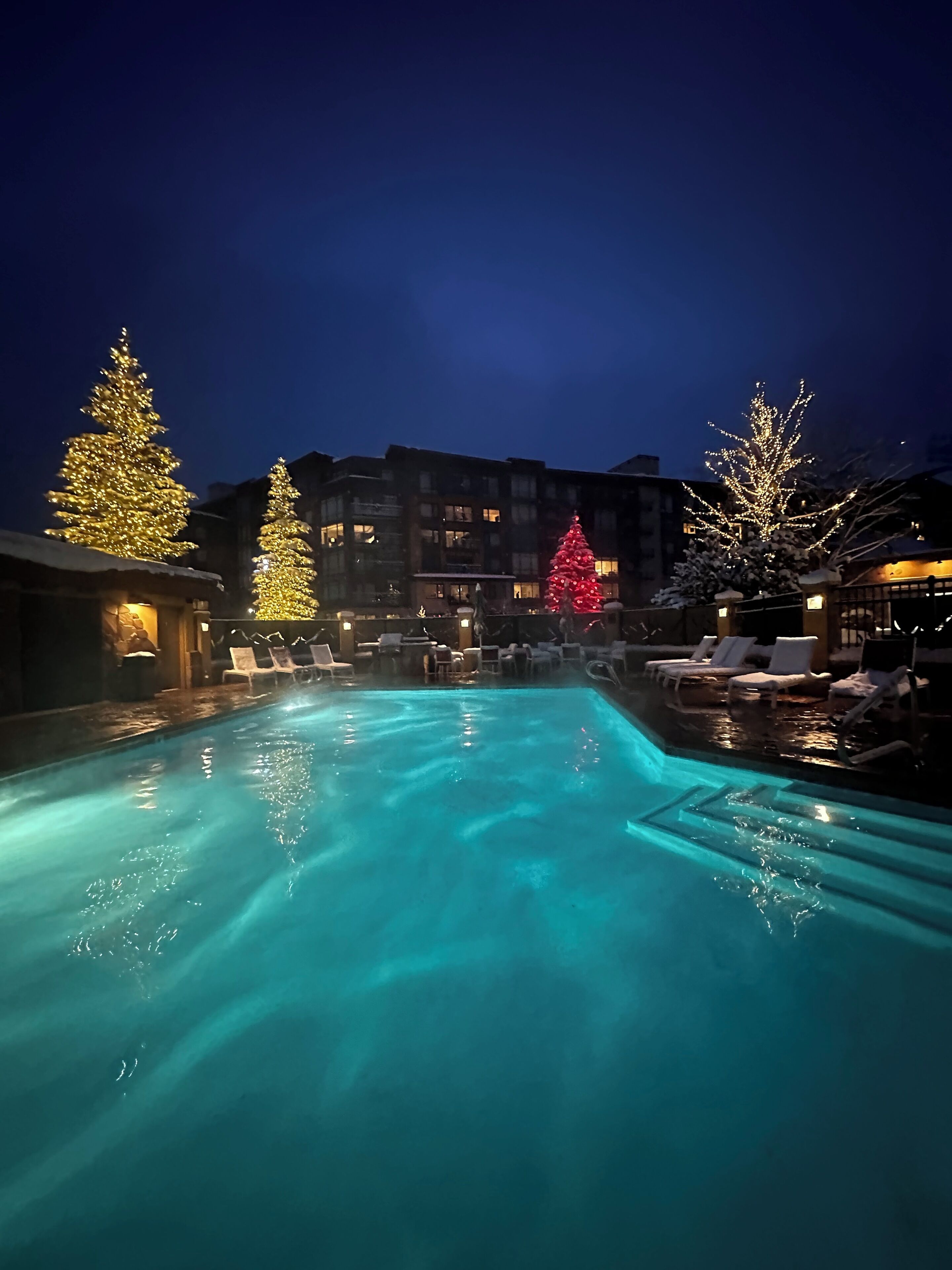 屋外プール、温水プール