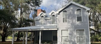 Azalea Farmhouse