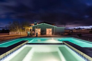 Udendørs pool, opvarmet pool