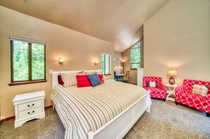 4 Schlafzimmer, Schreibtisch, Bügeleisen/Bügelbrett, kostenloses WLAN