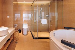 A modern bathroom with a glass-enclosed shower, a standalone bathtub, and a large sink. - Metropolo Jinjiang Hotels (Fuxin Yingbin Street Railway Station) (Fuxin)
