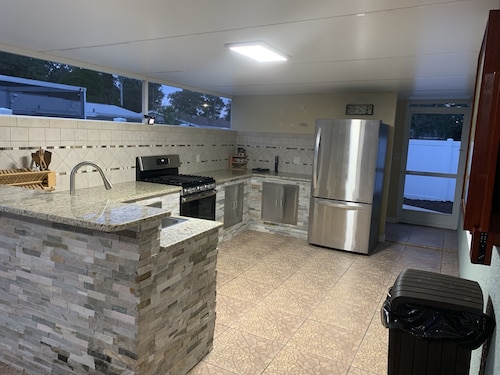 Sunny Days Heated/ Salt Water Pool Home