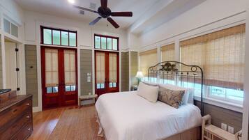 House, 6 Bedrooms | 6 bedrooms