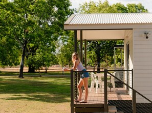 Terrace/patio - BIG4 Breeze Holiday Parks - Katherine (Cossack)