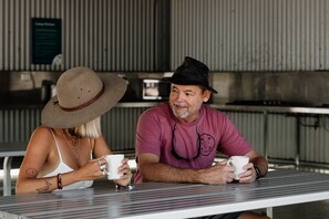 BBQ/picnic Area - BIG4 Breeze Holiday Parks - Katherine (Cossack)