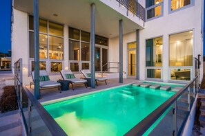 House, 5 Bedrooms | Pool