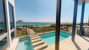 House, 5 Bedrooms | Pool