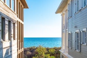 House, 4 Bedrooms | Exterior