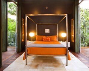 House, 4 Bedrooms