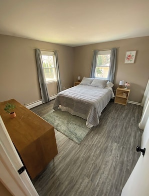 3 chambres, fer et planche à repasser, Wi-Fi, literie fournie