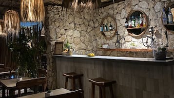 Snack bar