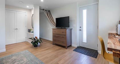 Lower Mission Private Suite