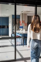 Refrigerador, microondas