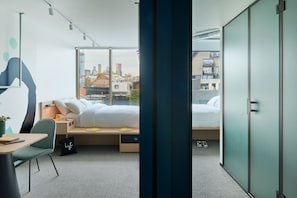 Two of a Kind | Premium bedding, down comforters, pillowtop beds, in-room safe - lyf Collingwood Melbourne (Collingwood)