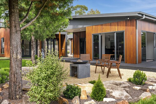 'Nozawa' Pure Luxury at East Shelly Orford