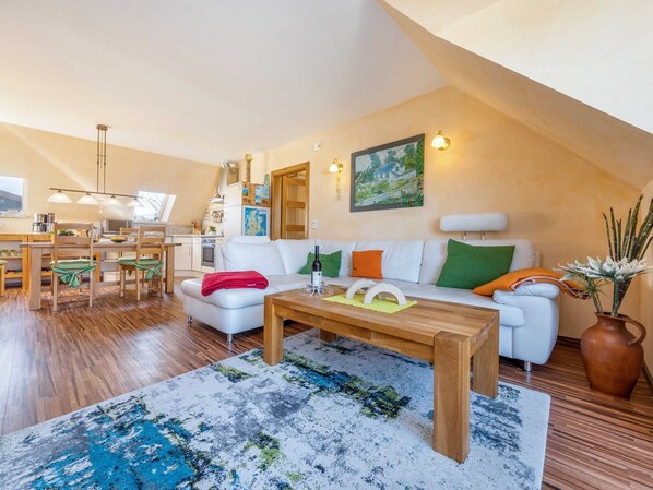 Unclassified image, 1 of 32, button - Vacation apartment Fährmann - Holiday apartment (Schaprode)