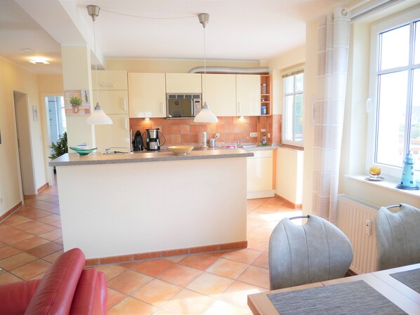 Fridge, microwave, oven, dishwasher