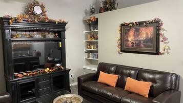 Smart TV, fireplace, DVD player, foosball