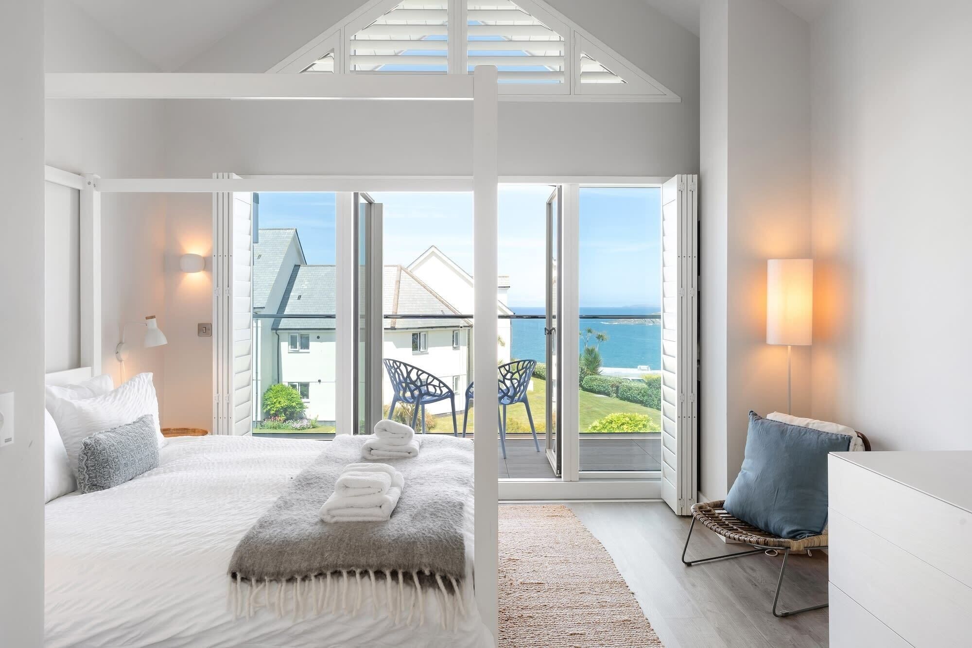 4 chambres, fer et planche à repasser, lit parapluie, Wi-Fi