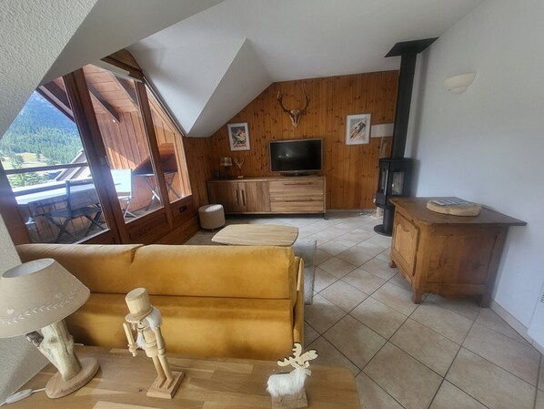 TV - Duplex 3 Rooms, 6 Guests, Garage, Near Slopes & Shops, South Balcony (Montgenèvre)