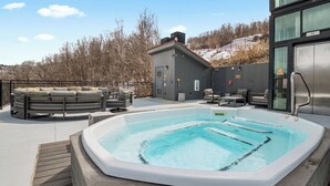 Utendørs boblebad
