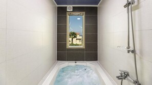 Quarto básico, 1 quarto (Dandy Room 202 (Ocean View/Spa)) | 1 quarto, Wi-Fi de cortesia