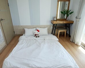 Basic Room, 2 Bedrooms (Family Room 301 (Ocean View/Spa)) | 1 bedroom, free WiFi - Jeju Basafan Spa Pension (Jeju City)