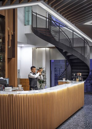 Bar (on property) - Sensory Park Urban Hotel (Phnom Penh)