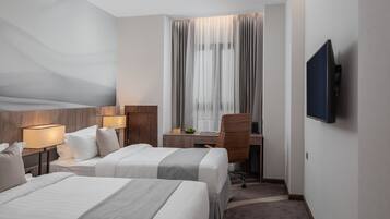 Seprai premium, brankas, meja kerja, dan kedap suara