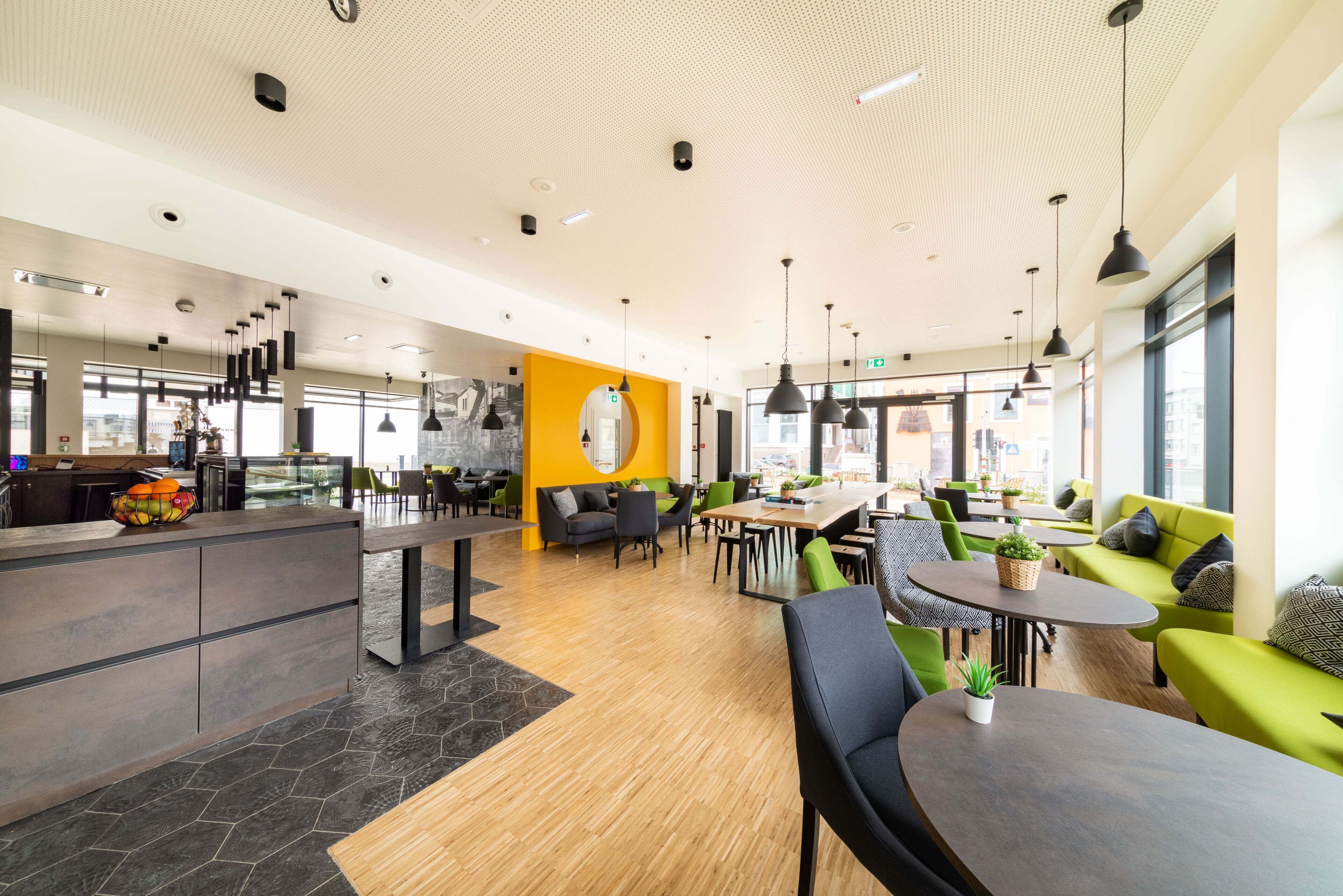 Café da manhã com buffet todos os dias mediante uma taxa