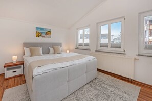 1 Schlafzimmer, Bügeleisen/Bügelbrett, Reisekinderbett, kostenloses WLAN