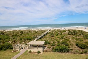 Una spiaggia nelle vicinanze