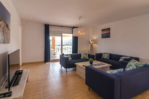 TV connectée, table de tennis de table