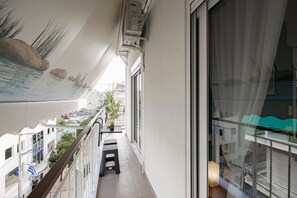 Property grounds - Aphrodite (Athenian apartment close to the center) (Athens)