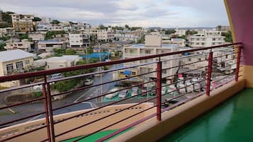 Deluxe Apartment | Balcony view