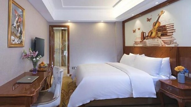 Room - Vienna Hotel (Longmen)